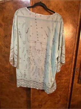 Light Blue Boho Kimono Cardigan with Feather & Dreamcatcher Print
